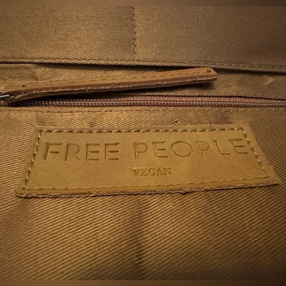 Free People Distressed Vegan leather Wallet/ Wristlet‎ brown- NWT